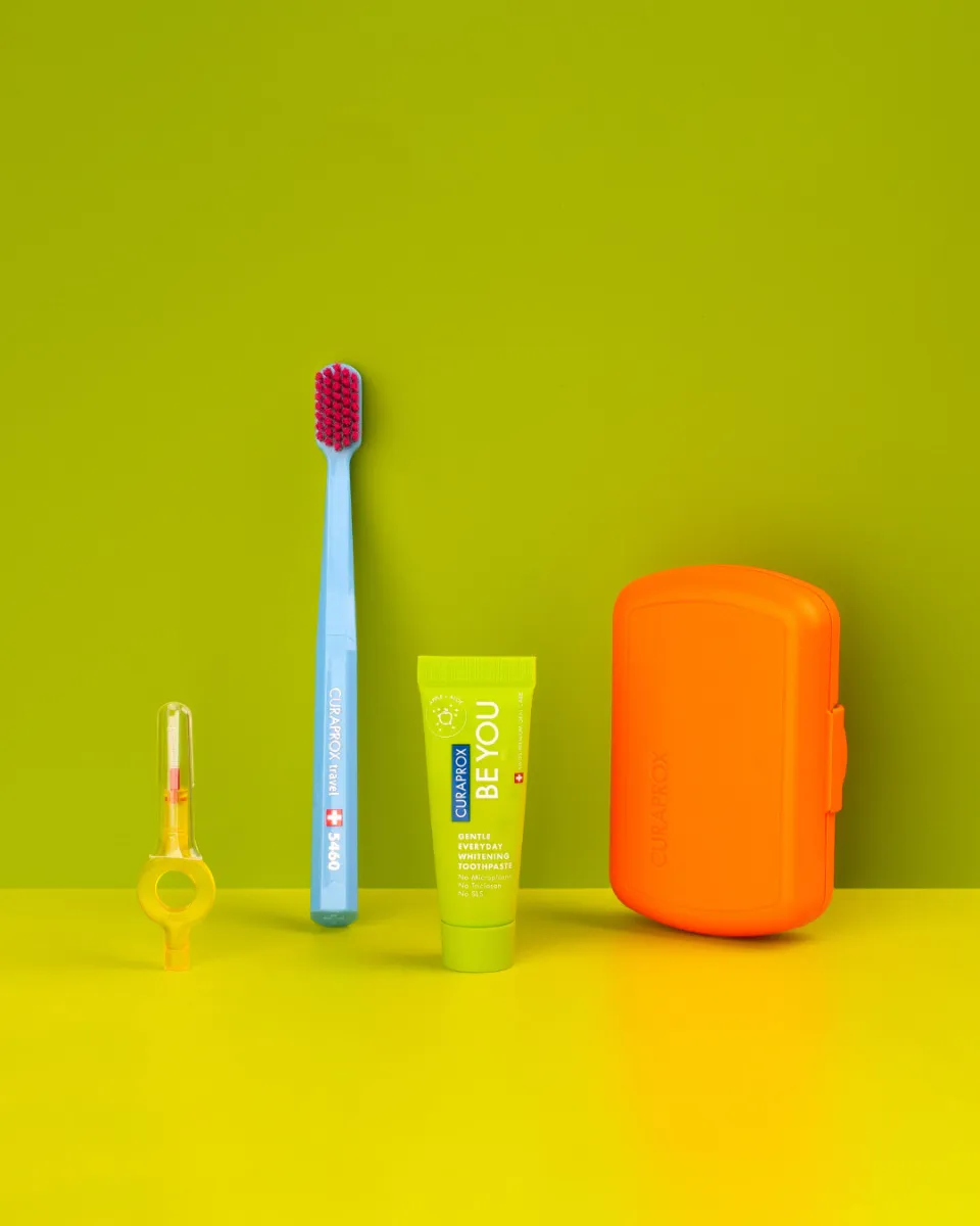 Orange Travel Toothbrush Set Orange Travel Toothbrush Set