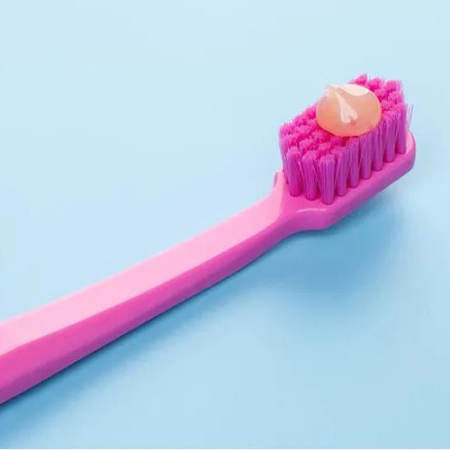 Fluoridhaltige Zahnpasta: Ist sie schädlich?