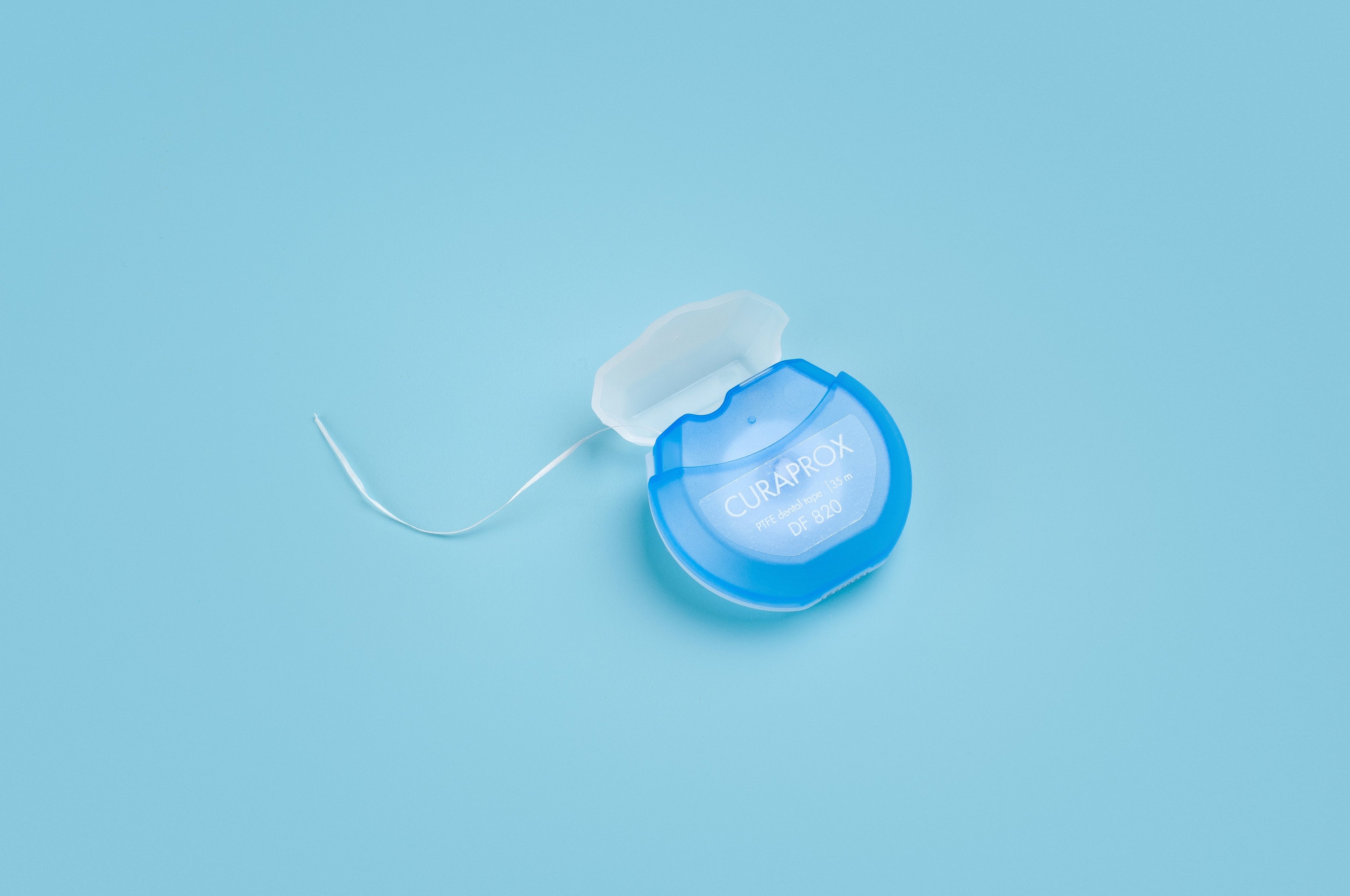 Editorial_DentalTape_DF820_73380252_001