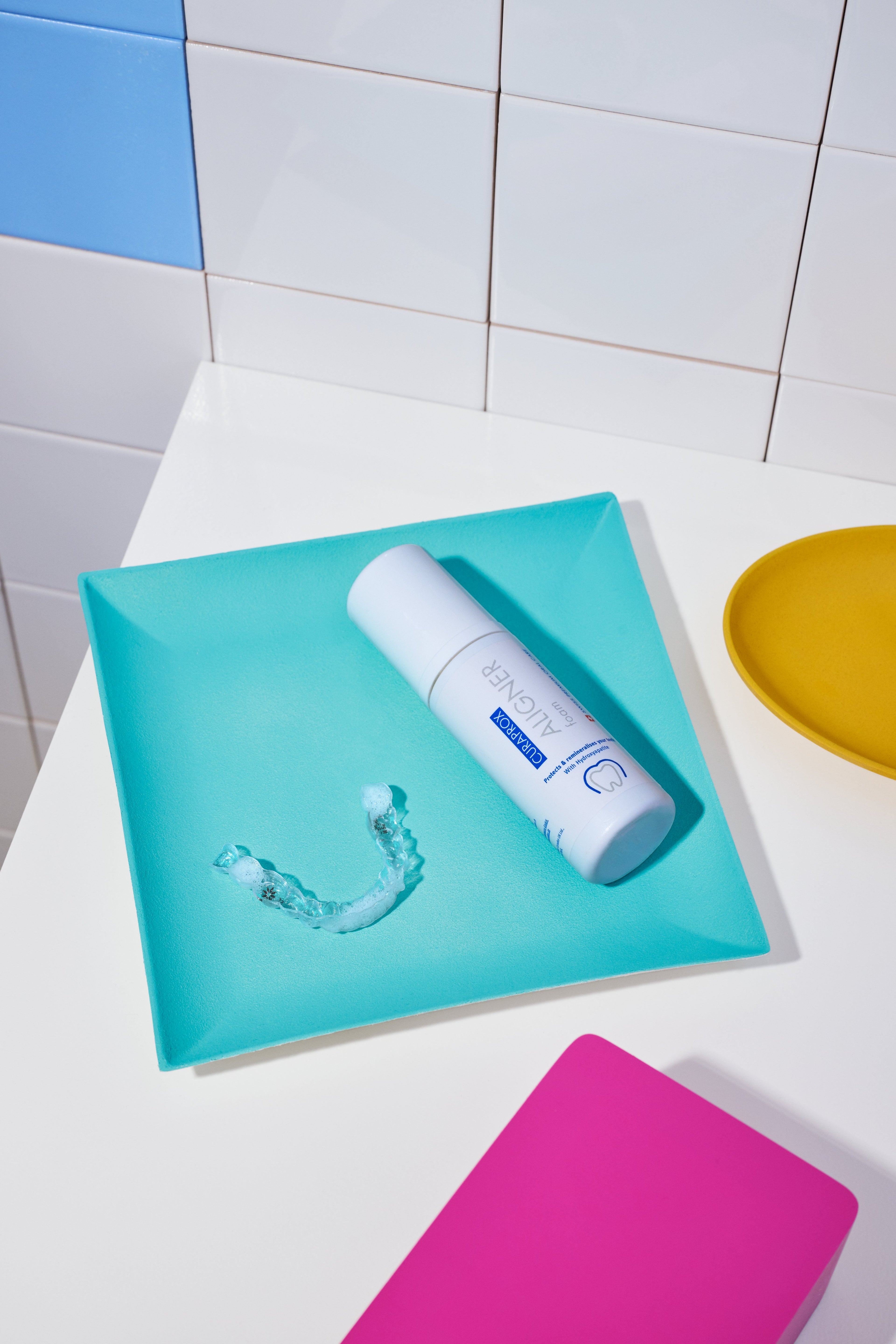 Image_Curaprox_Multiproduct_Still image Shop_Curaprox world_2024_Aligner foam_1340