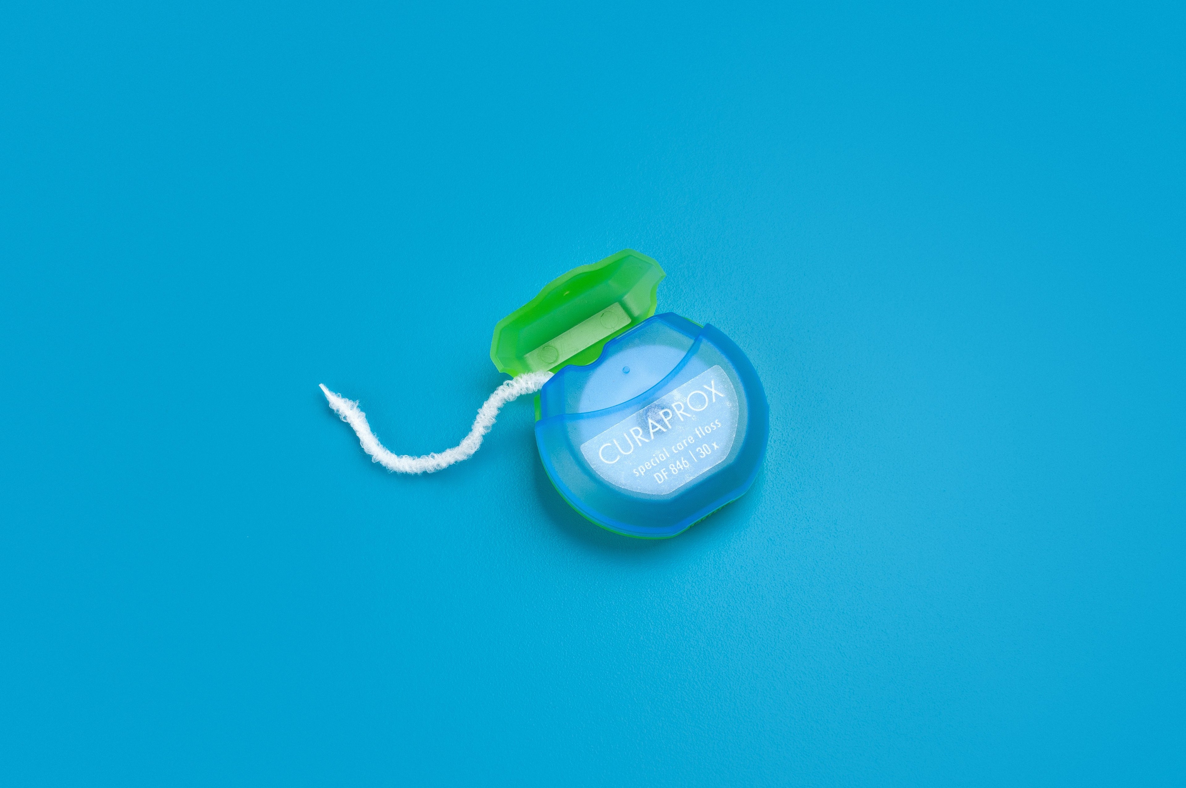 Editorial_Special care floss_DF846_73380254_001